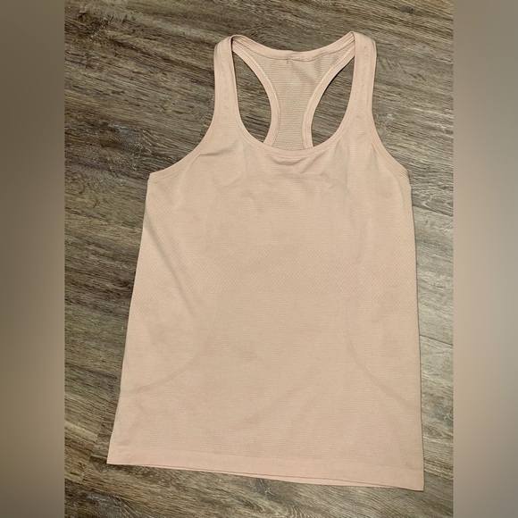 Lululemon | Swiftly Tech Racerback Tank Size 10 Yoga Running Athleisure Lounge - Picture 2 of 4